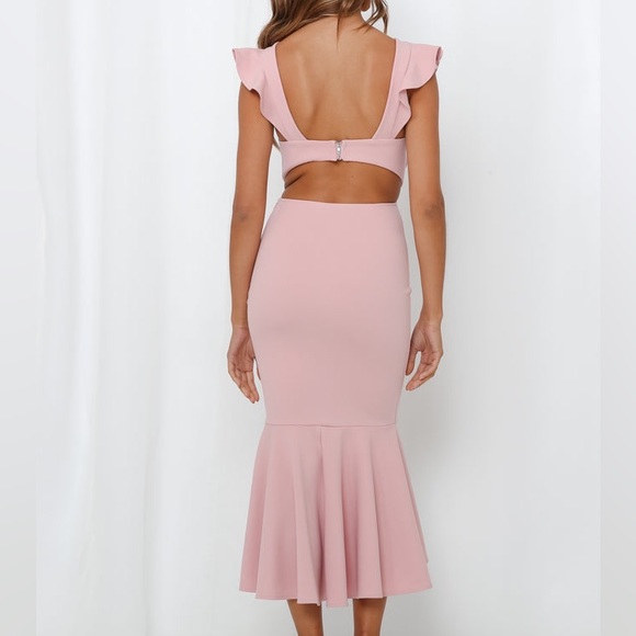 Selfie Leslie Midi Dress - Picture 3 of 8